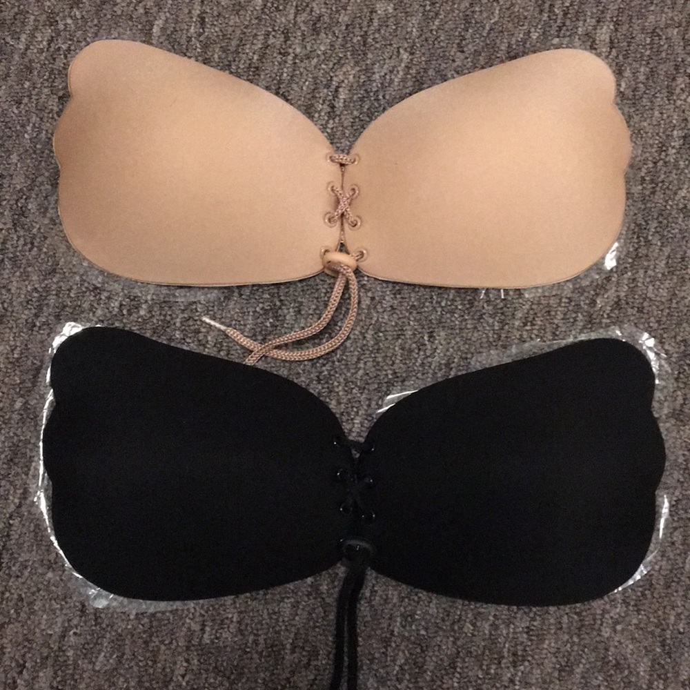 Sticky bras